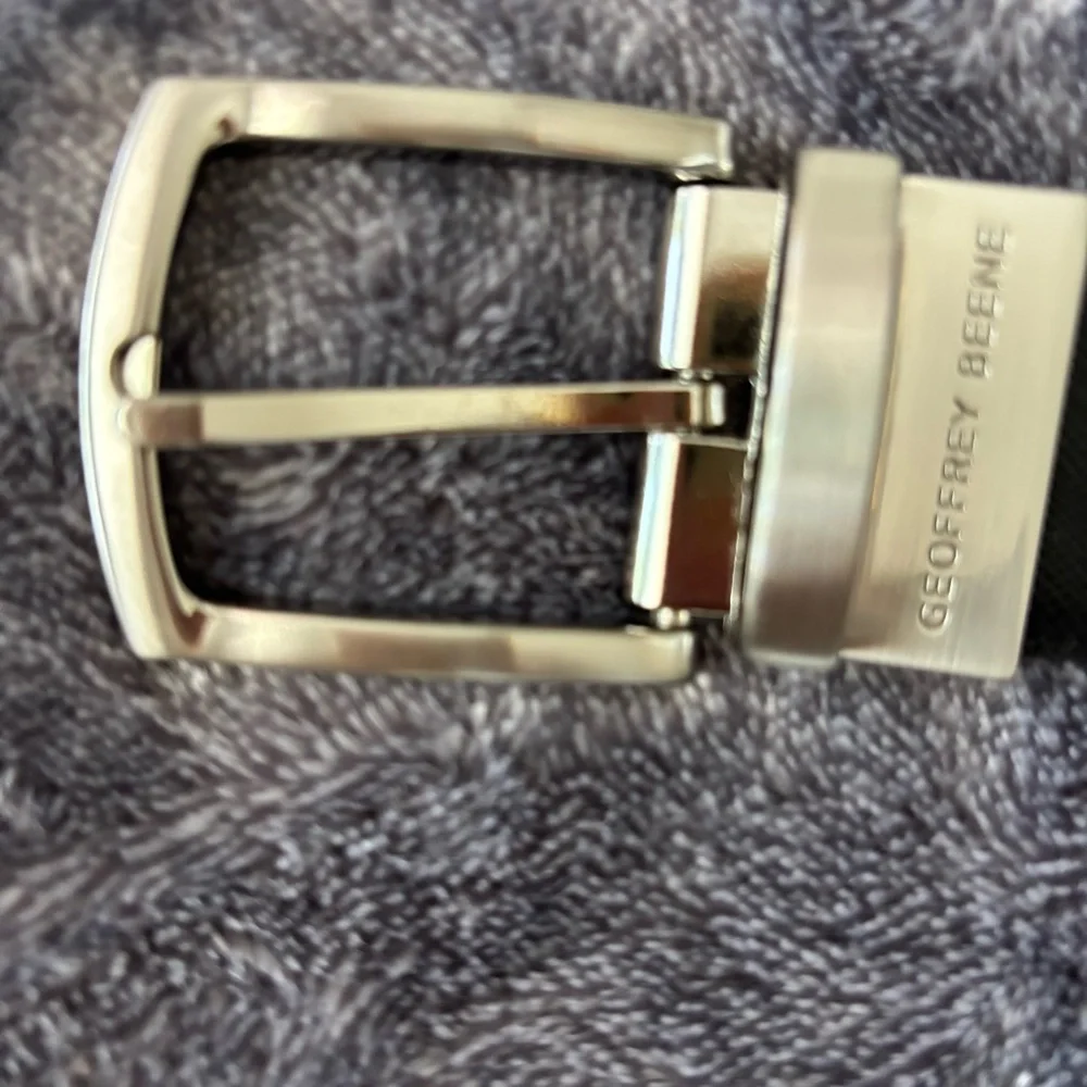 Geoffrey Beene Black Genuine Leather Belt Men's 36 Silver Tone Buckle